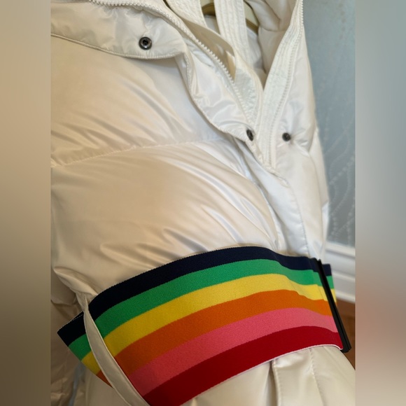 PERFECT MOMENT SKI JACKET - NEW WITH TAGS - Picture 8 of 9